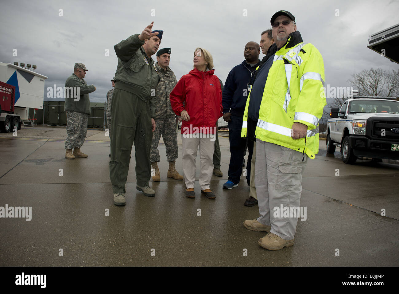 Congresswoman Shelley Moore Capito meets with 130th Wing Commander Col. Jerome Gouhin at the 130th Airlift Wing, Charleston, W. Stock Photo