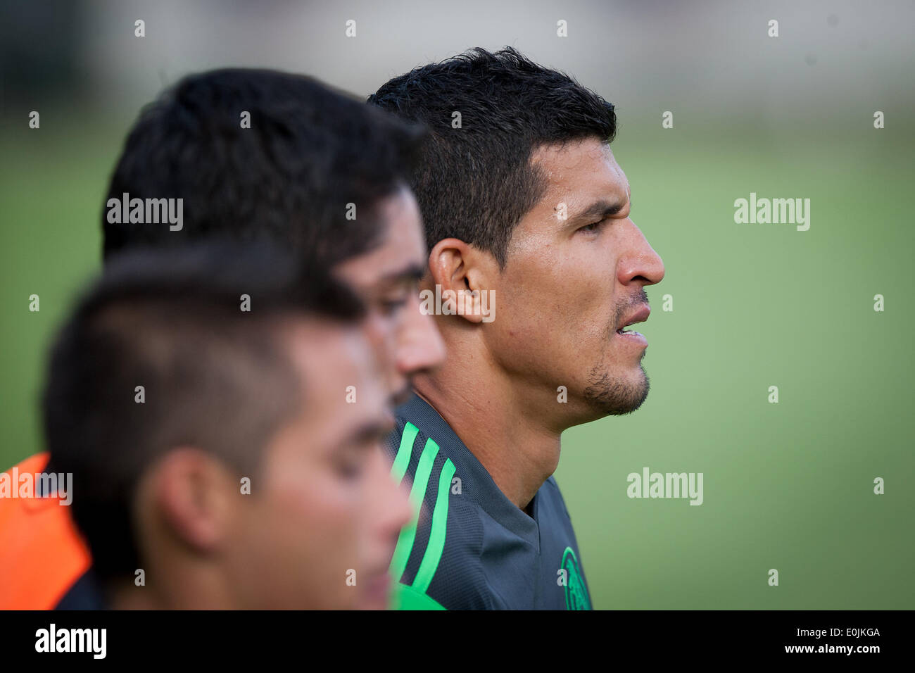 Mexico City, Mexico. 14th May, 2014. Francisco Javier Rodriguez (R) from Mexico's national soccer team, takes part in a training session, in Mexico City, capital of Mexico, on May 14, 2014. Credit:  Pedro Mera/Xinhua/Alamy Live News Stock Photo