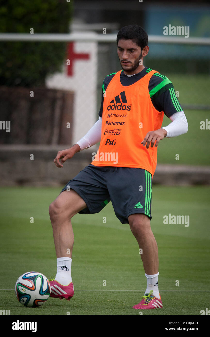Mexico City, Mexico. 14th May, 2014. Jesus Corona from Mexico's national soccer team takes part in a training session, in Mexico City, capital of Mexico, on May 14, 2014. Credit:  Pedro Mera/Xinhua/Alamy Live News Stock Photo