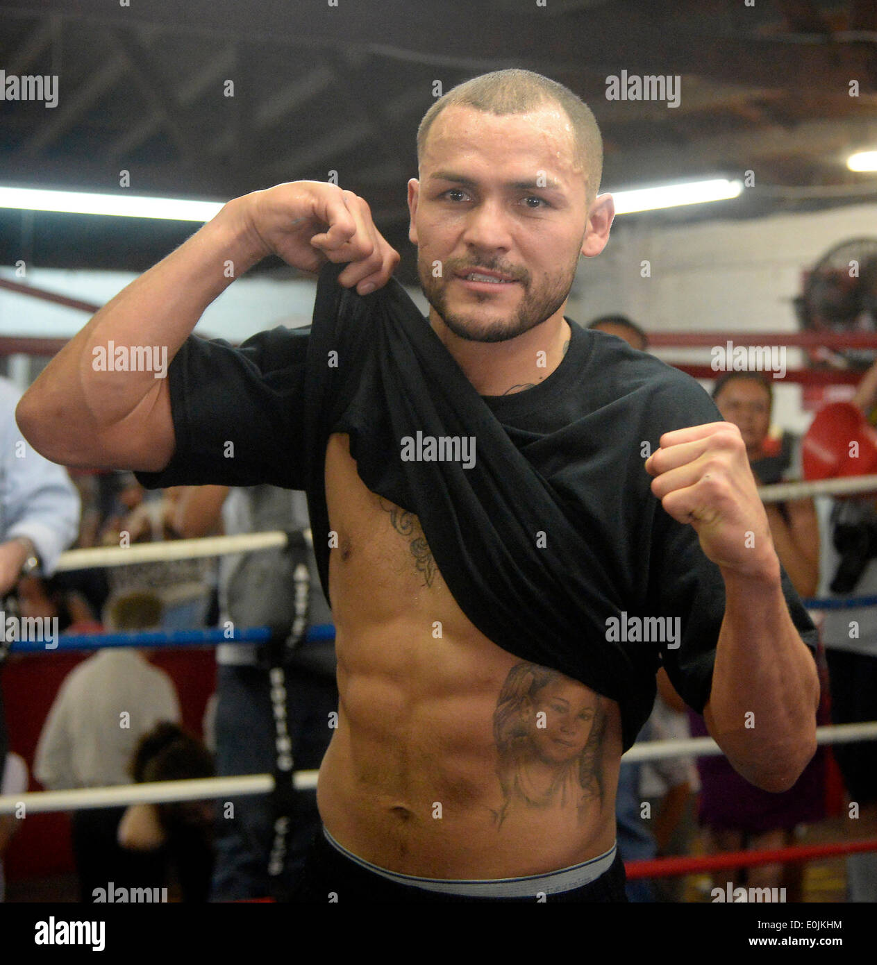 Bell, CA, USA, 14th May, 2014. Boxing’s Mike Alvarado works out for the