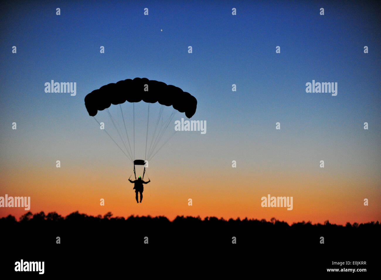 A U.S. Army Special Forces soldier practices a high altitude low opening (H.A.L.O.) jumps during Emerald Warrior 2012, Hurlbur Stock Photo