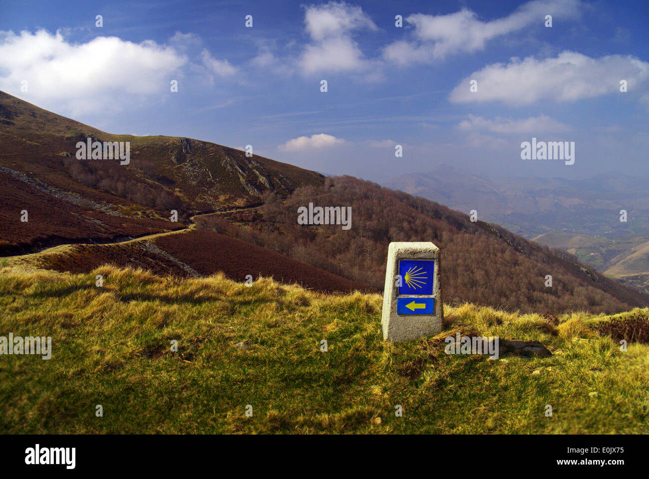 El Camino De Santiago De Compostela Shell WaySign in the Pyrenees Stock Photo