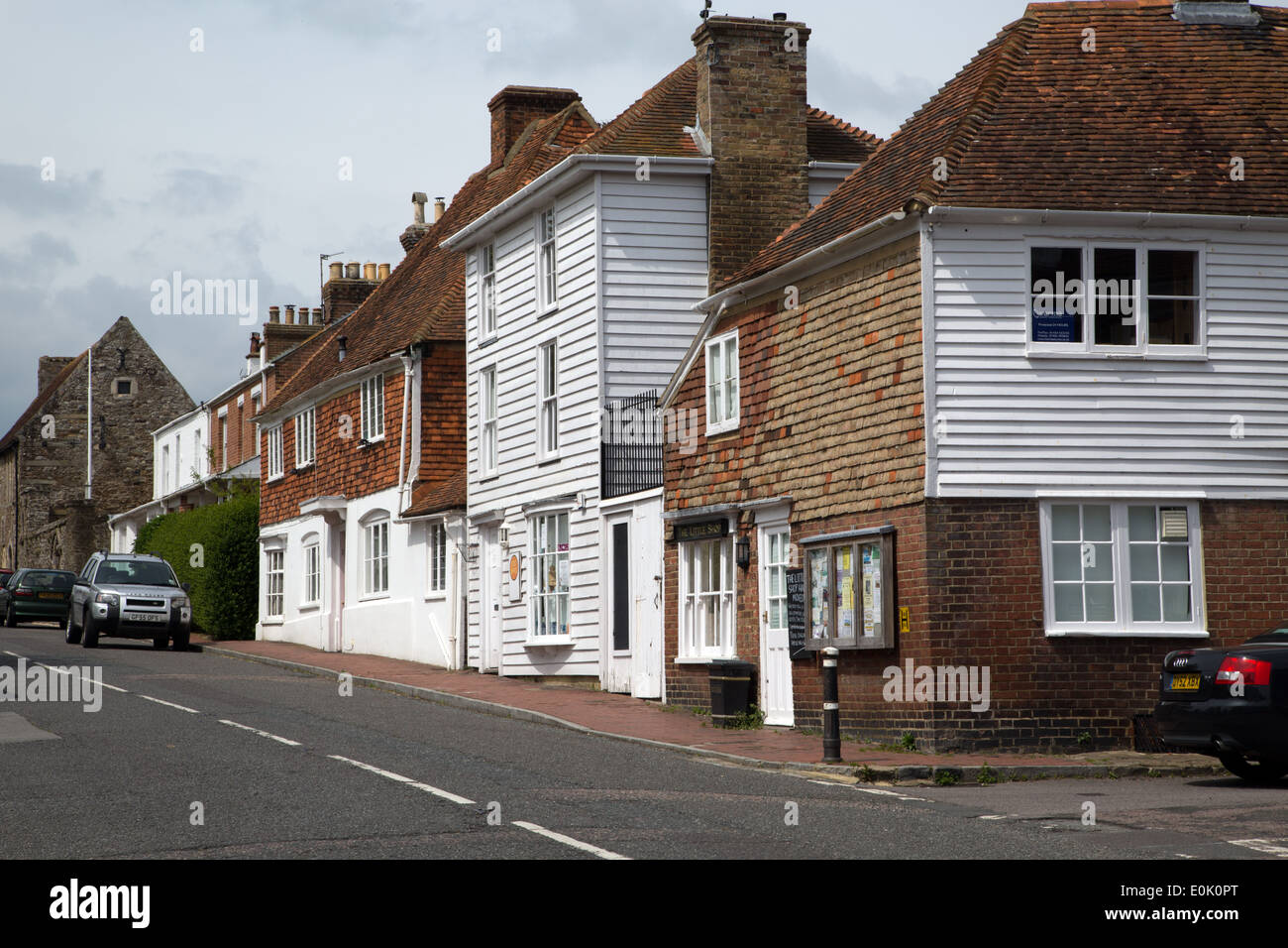 Traditional wealden houses in High Street, Winchelsea, East Sussex, England Stock Photo