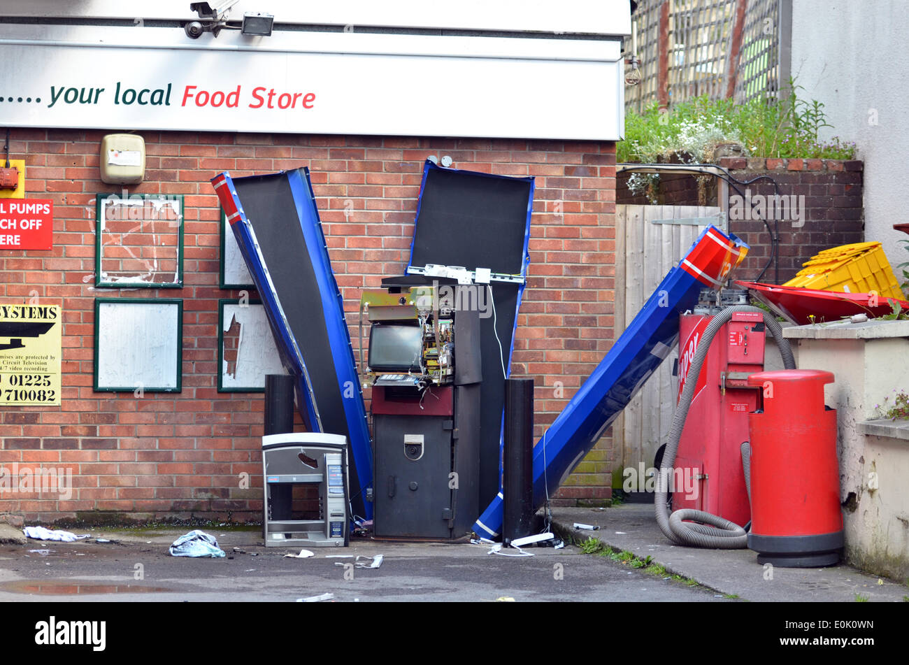 Bristol, UK. 15th May, 2014. Cash Point In Texaco Garage forcourt in St