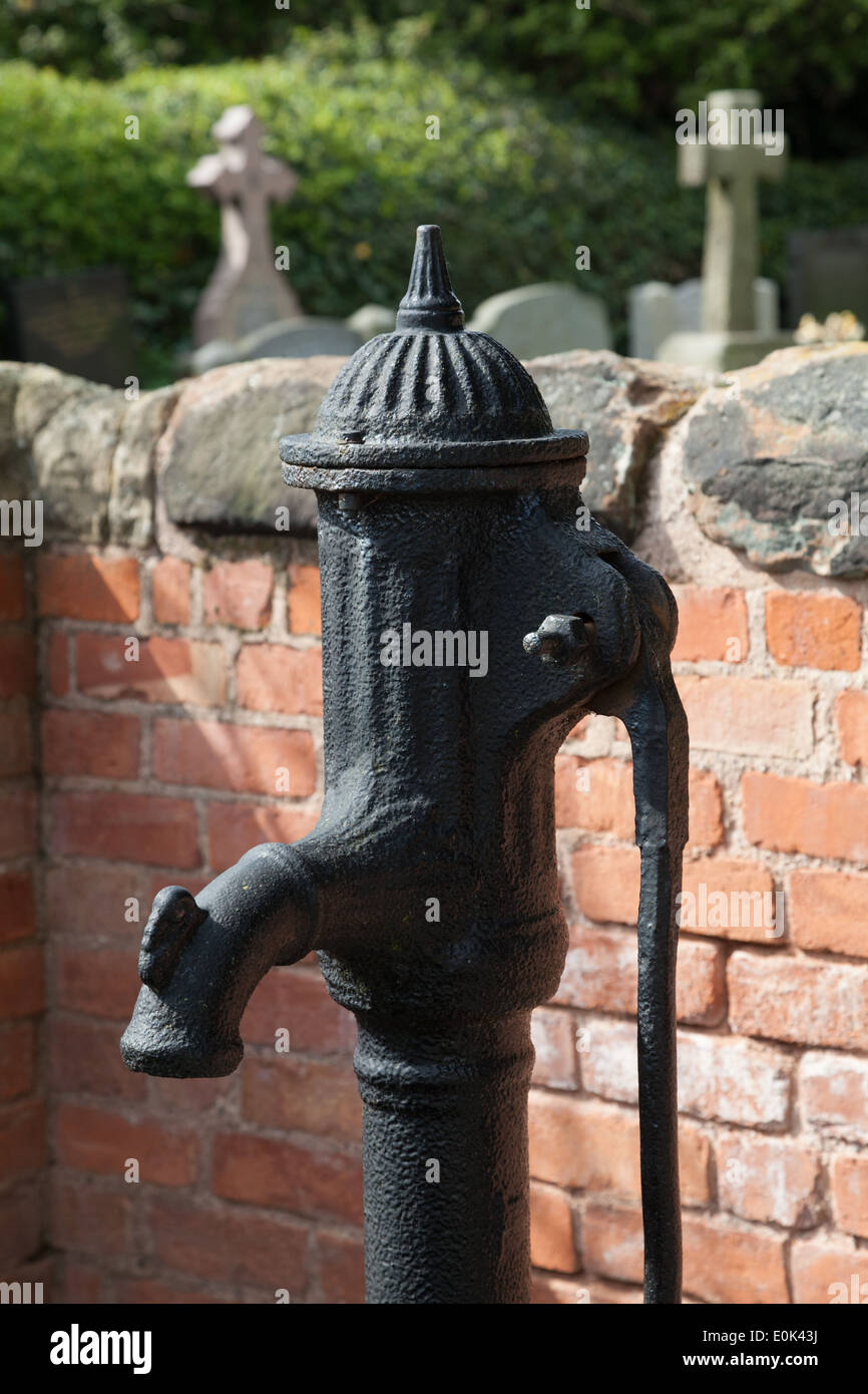 Old Cast Iron Water Pump High Resolution Stock Photography and Images