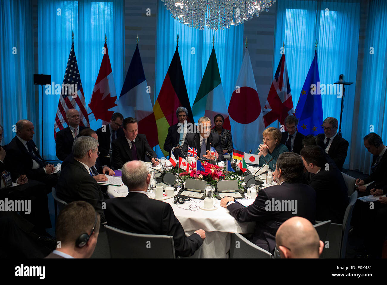 US President Barack Obama holds a G7 Leaders Meeting to discuss the situation in Ukraine, at the Prime Minister's residence March 24, 2014 in The Hague, Netherlands. Stock Photo