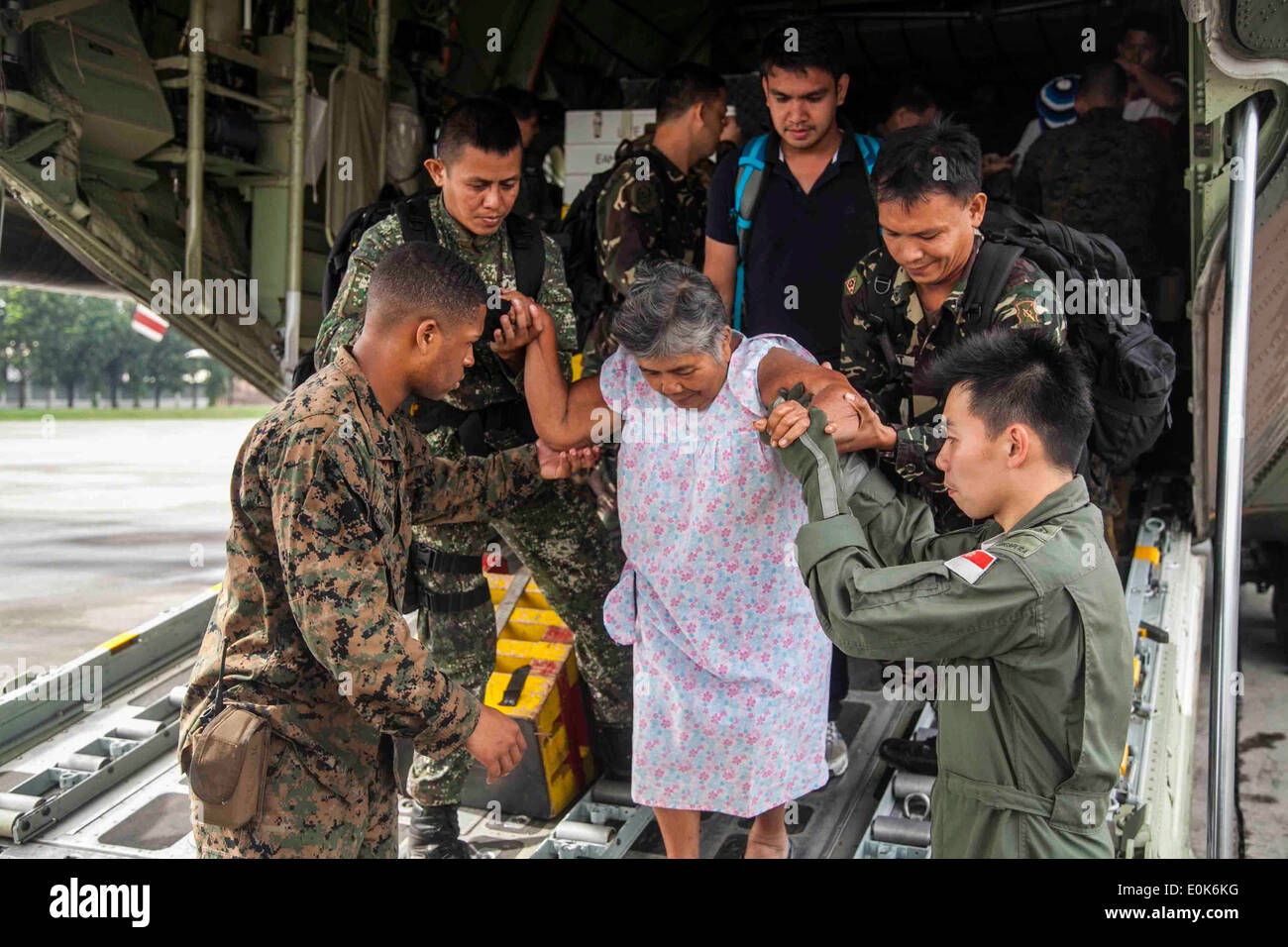 Philippine armed forces hi-res stock photography and images - Alamy