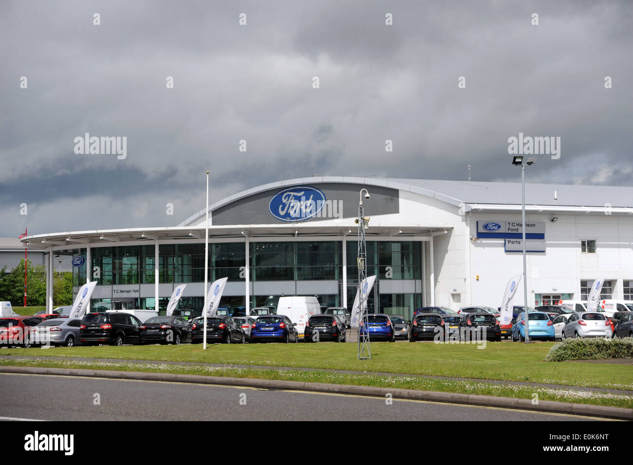O Regans Toyota Dartmouth >> New Used Car Showroom Stock Photos & New Used Car Showroom ... O Regans Toyota Dartmouth >> New Used Car Showroom Stock Photos & New Used Car Showroom ...
