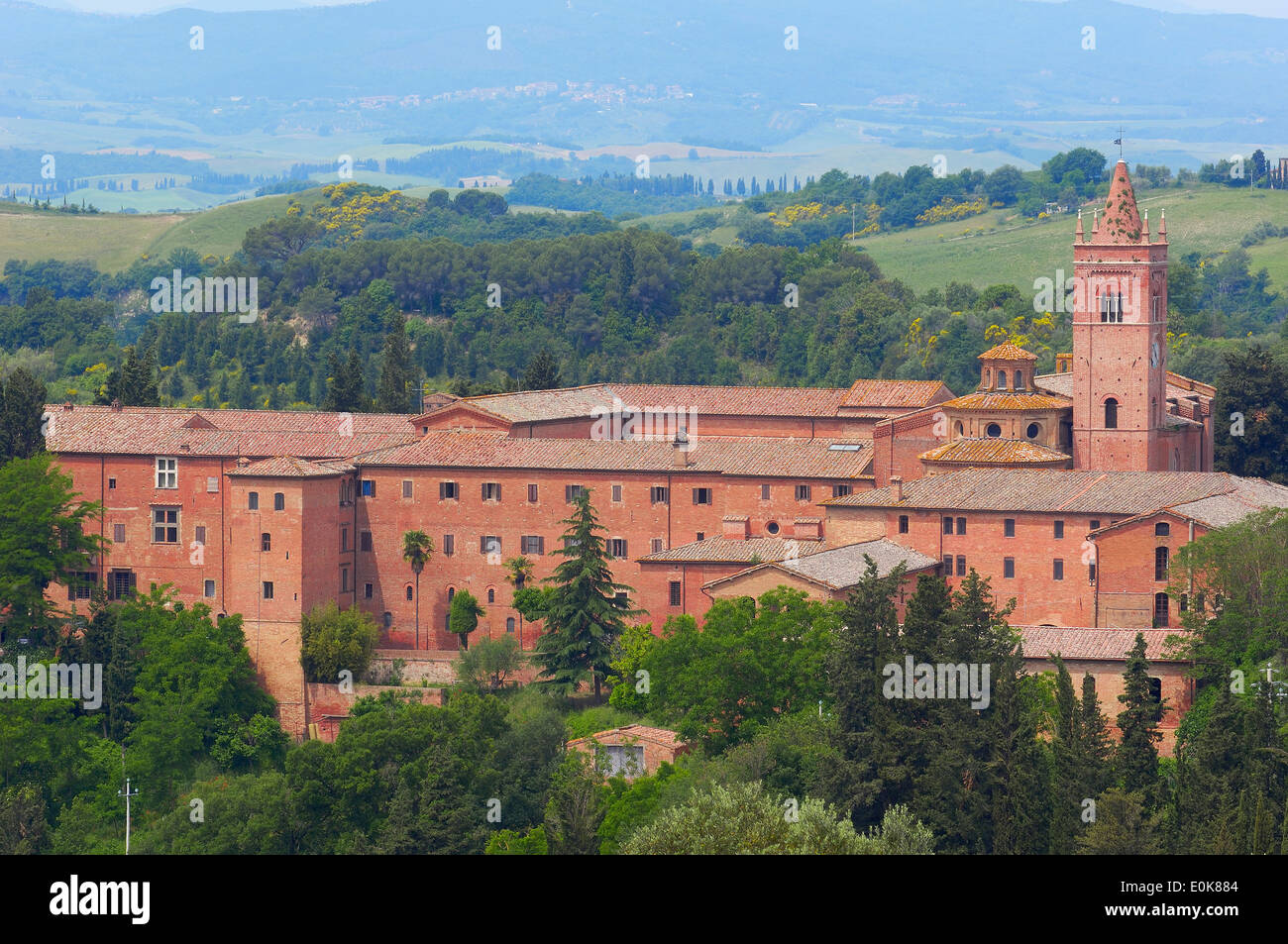 Monte oliveto Maggiore, Abbey of Monte Oliveto Maggiore, Asciano, Siena  Province, Crete Senesi, Tuscany, Italy, Europe Stock Photo - Alamy