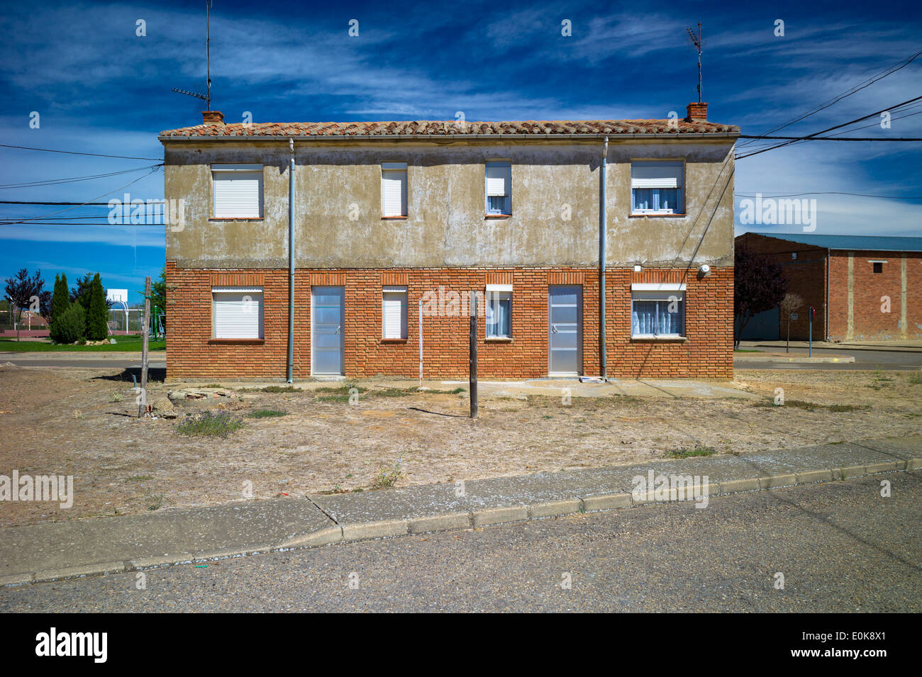 Utilitarian architecture hi-res stock photography and images - Alamy