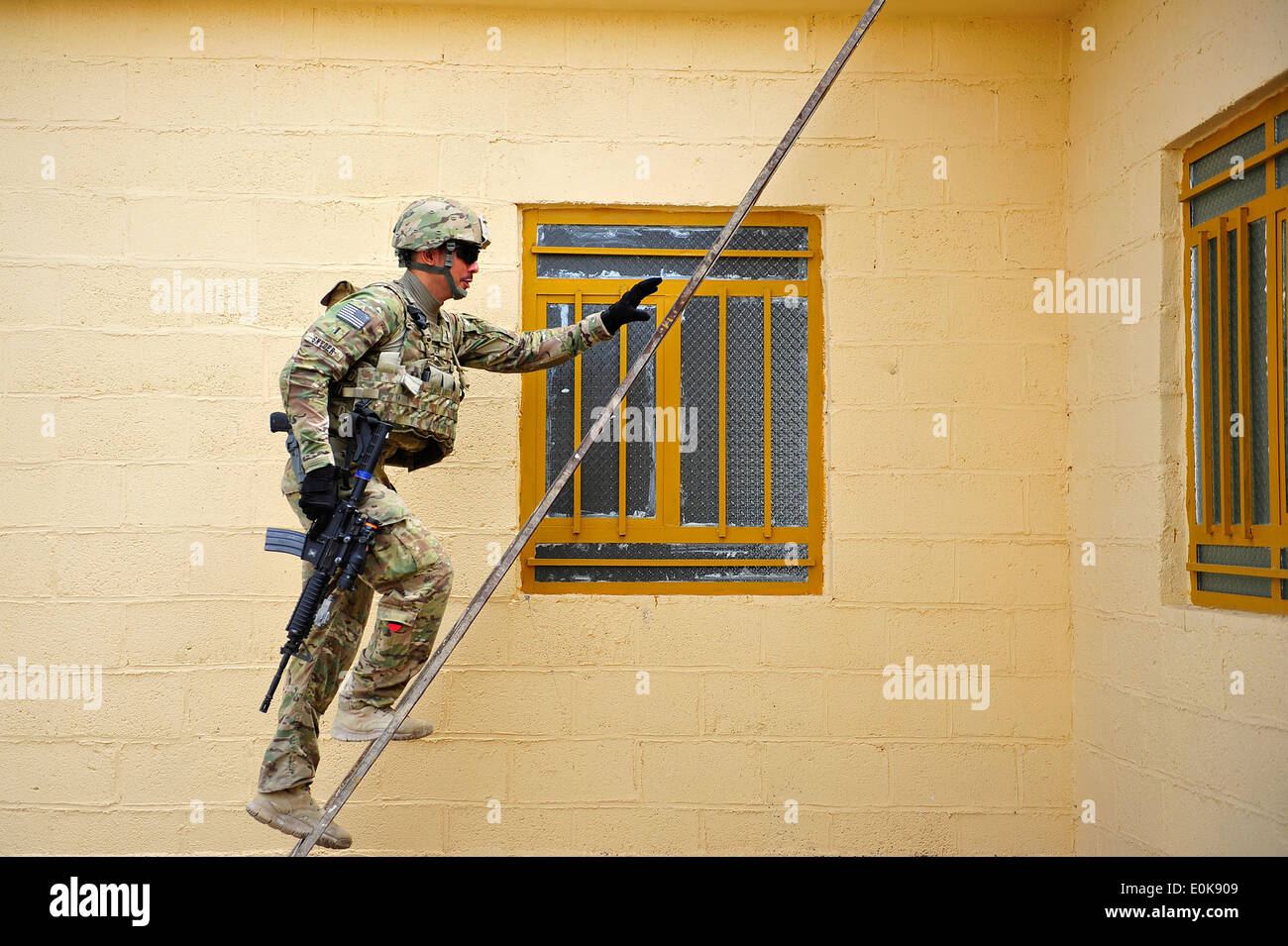 1CTCS Farah Lovelady PRT U.S. Army National Guard 1st Lt. Ronald Snyder, executive officer (XO) of the security force (SECFOR) e Stock Photo