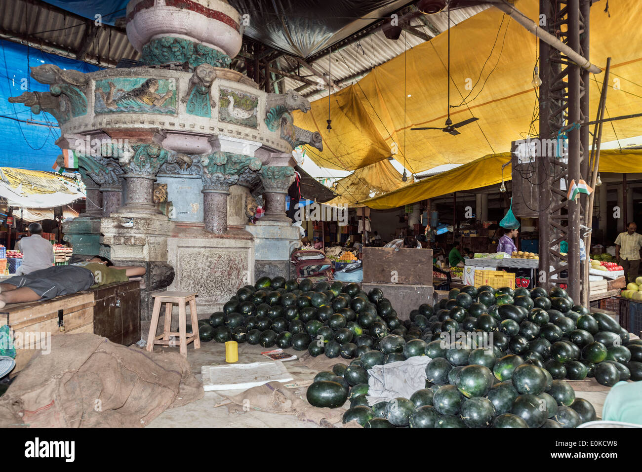 Disused water fountain, Crawford Market, Mumbai, India Stock Photo Alamy