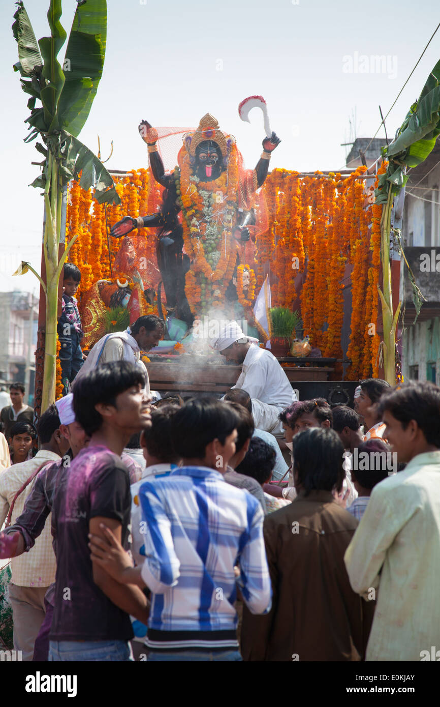 Kali statue being transported to a river during the Navrati festival leading up to Dussehra. Stock Photo