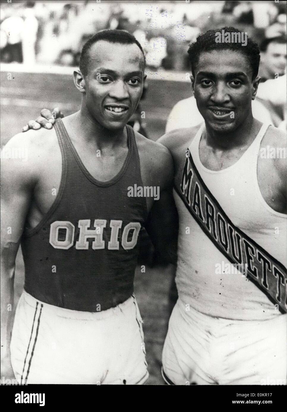 Mar. 18, 1938 - Jesse Owens (left) and Metcalfe. Stock Photo