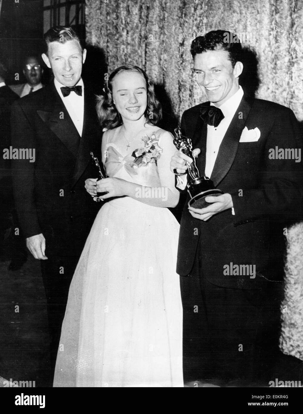 Frank Sinatra, Peggy Ann Garner and George Murphy at Academy Awards Stock Photo