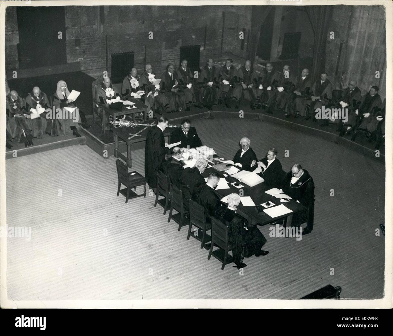 Nov. 11, 1951 - The Lord Mayor acts as judge at the court of Husting at the Guildhall: One of the first duties of the Lord Mayor - Sir Leslie Boyce was today to act as Judge at the Court of Hustings held at the Guildhall . This is the first time that the Court has been held at the Guildhall since 1942. More than 800 years ago the jurisdiction of the court extended over all Civil actions but now it is used only for the registration of deeds. The court of Hustings superseded the ancient assembly of citizens known as ''folkmoot'' Stock Photo