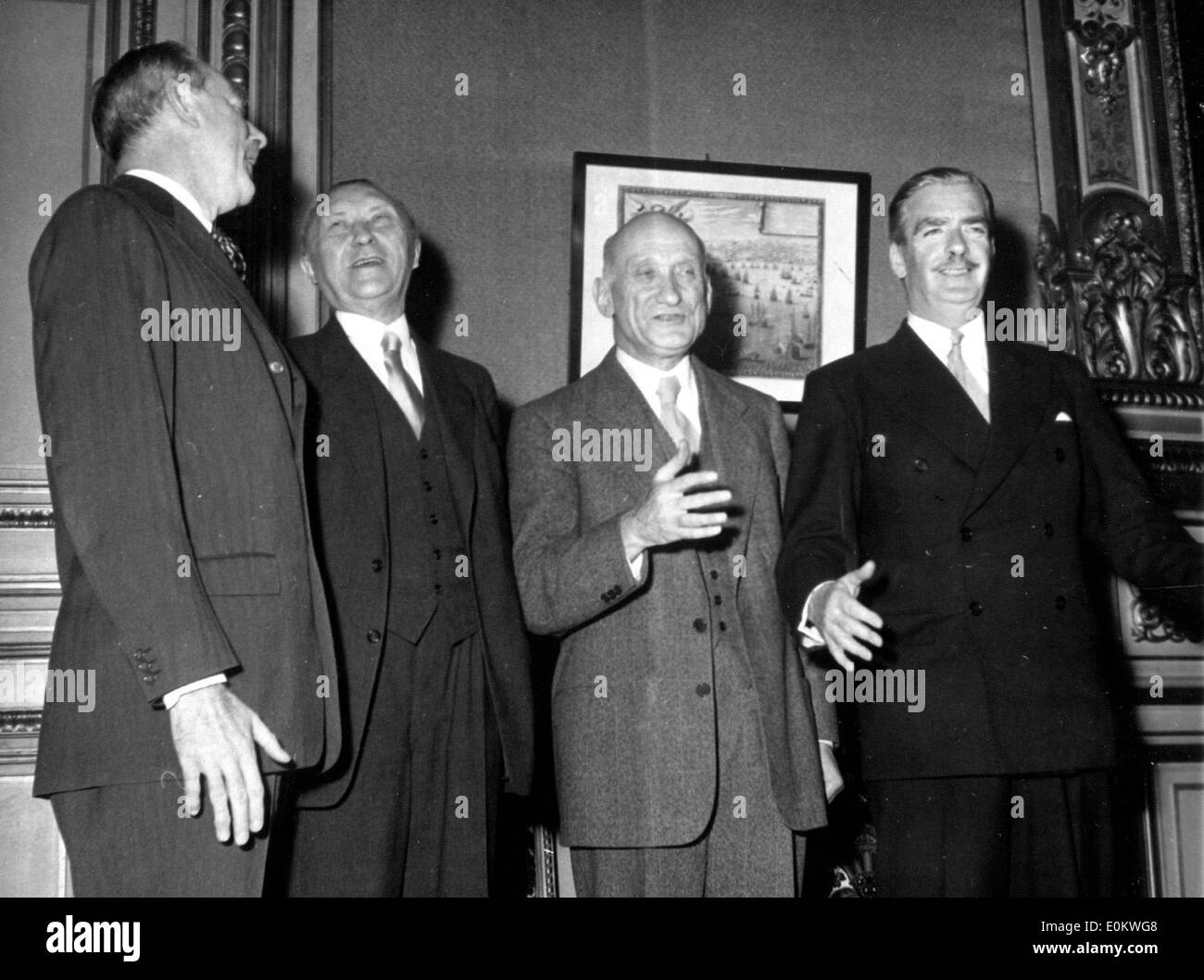 Konrad Adenauer meets with other politicians Stock Photo