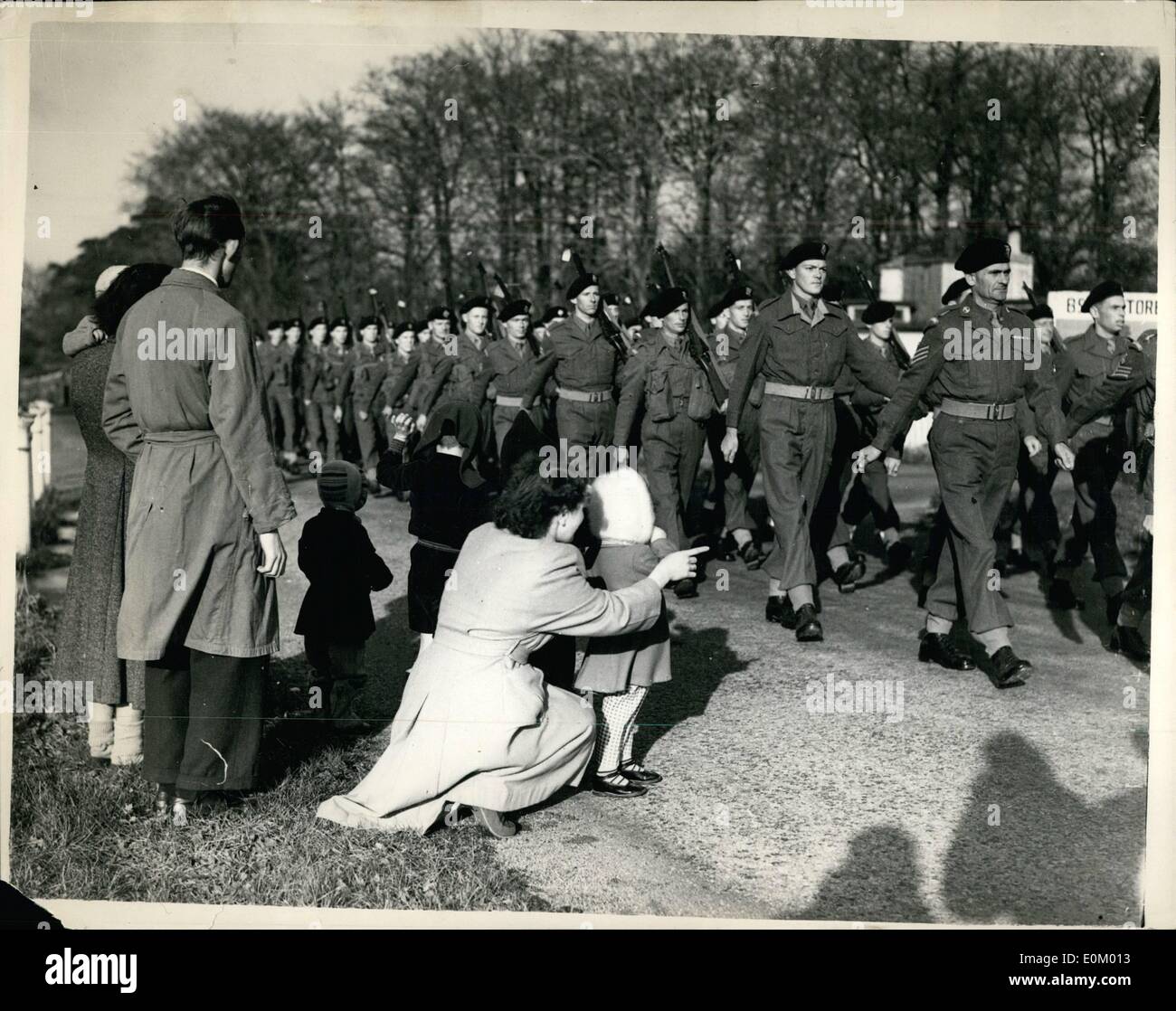 Dec. 12, 1952 - ''The Diehards'' Return: Officers and men of the First Battalion the Middlesex Regiment - ''The Diehards'', who Stock Photo