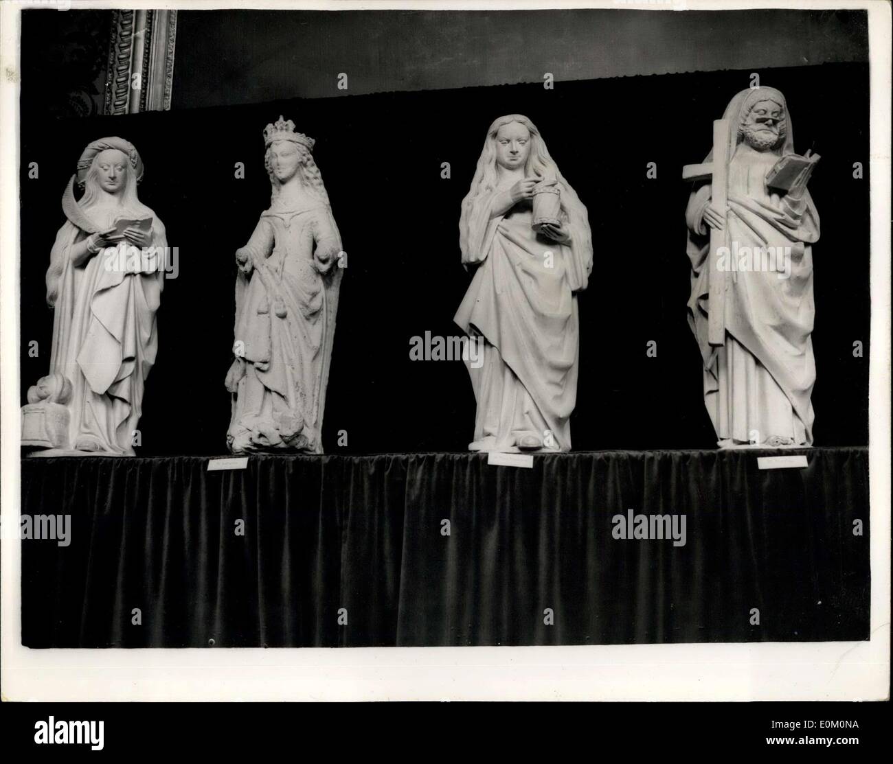 Feb. 09, 1953 - Treasure From The Abbey On Show At St. James's Palace.. Priceless Relics of The Past... The closing of Westminster Abbey in order that Coronation Preparations can be carried out - has made it possible for a number of the famous Abbey relics and treasures to be exhibited to the Public.. The exhibition is being held at St. James's Palace - and has been authorised by H.M. The Queen. These exhibition includes a priceless collection of 17th. century silder-gilt flagons, cups and other plate no longer used on the altar Stock Photo