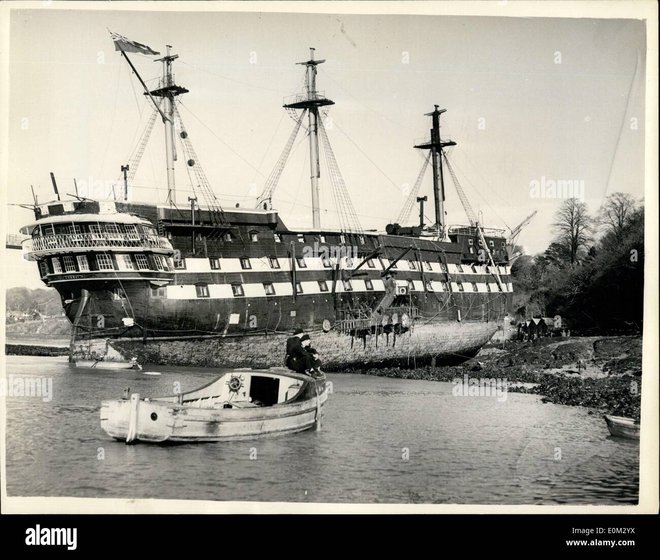 Apr. 15, 1953 - ANCIENT WARSHIP GOES AGROUND NEAR SUSPENSION BRIDGE..THE 'CONWAY' FORMER VESSEL OF THE LINE... The 114 year old Stock Photo