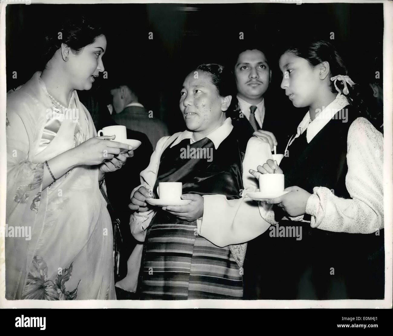 Jul. 06, 1953 - 6-7-53 Reception to Everest heroes. A reception was this evening given to the Everest heroes at India House, Adlwych, by the High Commissioner for India, Mr. B.G. Kher and Mrs. Kher Keystone Photo Shows: Mme. Rani Shanker, wife of the Nepalese Ambassador, on left chatting to Mrs. Tensing, wife of Tiger Tensing and the latter's 14 year old daughter Nina at this evening's reception. Stock Photo