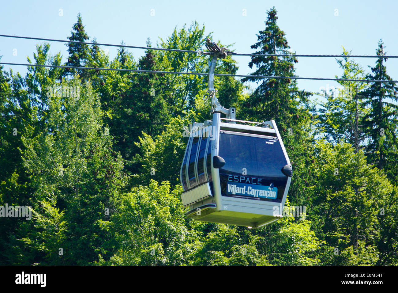 Cable car, during the Big Bike Festival, Vercors, Villard de Lans