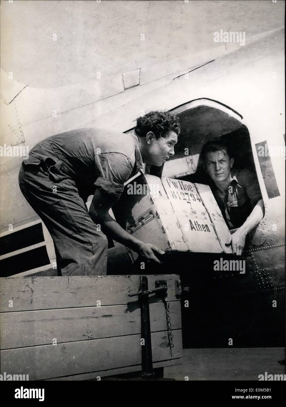 Aug. 08, 1953 - German aid for Greece: Yesterday the first part of German drugs was sent by plane of the population of Greece, struck by the terrific earthquake. Photo shows the shipment of the drugs on the Rhein Main air base at Frankfurt. Stock Photo