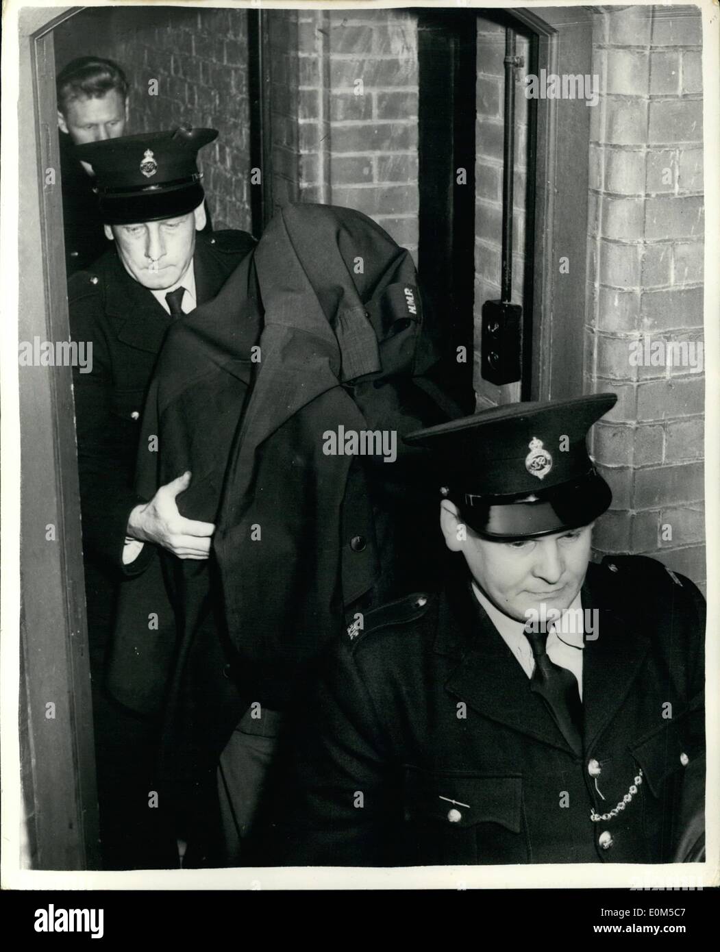Aug. 08, 1953 - Man accused of Towpath Murders. Appears at Richmond Magistrates Court. Alfred Charles Whiteway, 22-year-old laborer, of Sydney Street , Teddington, appeared at Richmond Magistrates Court this morning, charged with the murder of 16-year-old Barbara Songhurst, and 18-year old Christine Reed. the girls are said to have been attacked on may 31. Barbara's mutilated body was recovered from the thames near Teddington Lock on Coronation eve, and Christine Reed was found in the river some days later Stock Photo