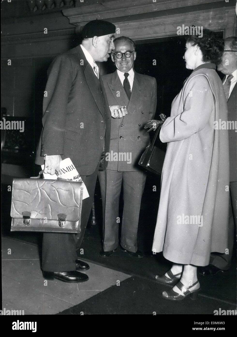 Sep. 19, 1953 - Berlin mayor Dr. Reuter was sent back by the East German ''Vopos,'' or police, at the Lauenburg border-crossing Stock Photo