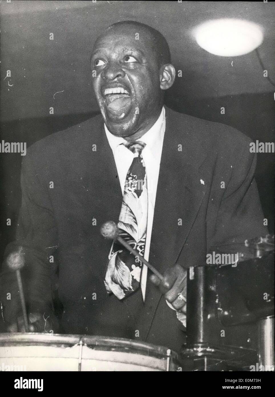 Oct 01 1953 Jazz Player Lionel Hampton In D sseldorf Stock Photo 