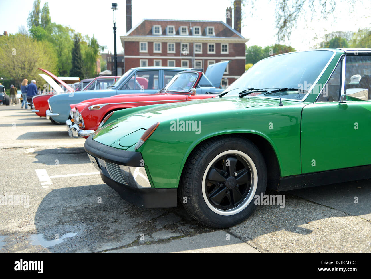 Chatham Dockyard classic car show Stock Photo Alamy