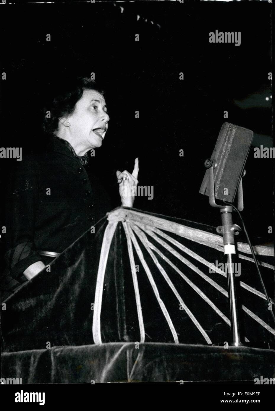 Mar. 03, 1954 - French Radical Party Hold Congress in Paris: MME Thomas-Patenotre, prominent member of the French Radical Party, Addresses the meeting held by the radicals at the Salle Wagram, Paris, today. Stock Photo