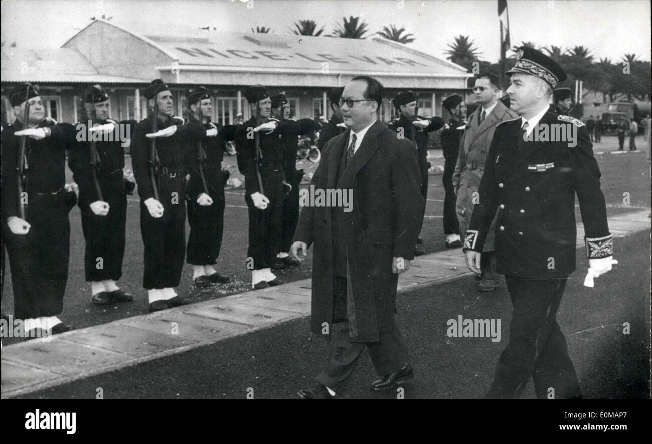 May 05, 1954 - Bao Dai U.K.'s Bidault's proposal: Prince Buu Loc, Vietnam's Ambassador inspecting the guard of Honour at nice airport where he arrived from Paris. Annam's King Bao Dai who is staying in Cannes approced M. Bidault's proposal for negotiations with Vietinh at the Geneva conference. Stock Photo