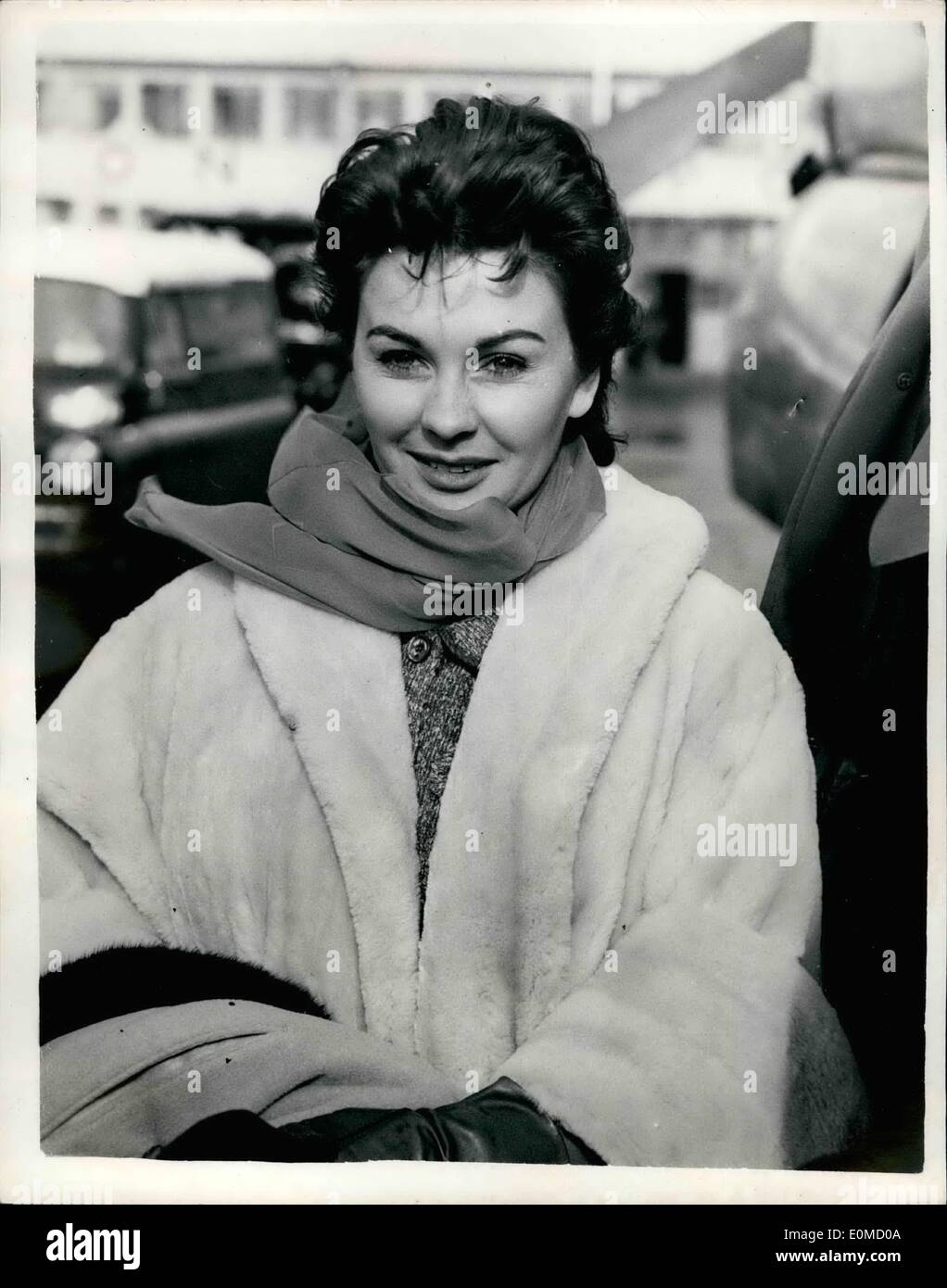 Oct. 10, 1954 - Jean Simmons Flies In: Popular film star Jean Simmons, wife  of Stewart Granger,