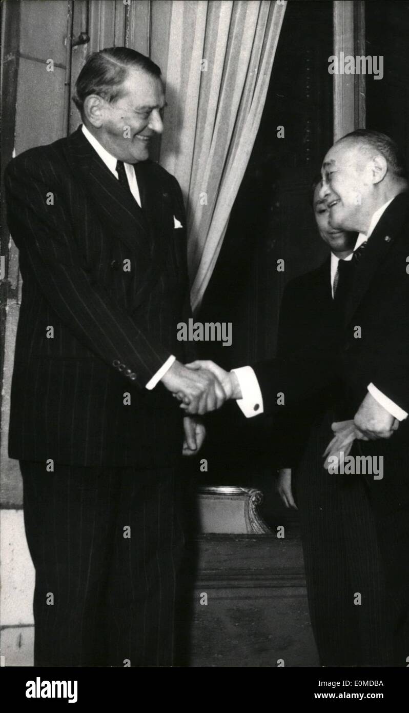 Oct. 10, 1954 - Mr. Yoshida in Paris : president city welcomes the Japanese prime minister at the Elysee palace today. M. Yoshida is on as official visit to Paris. Stock Photo