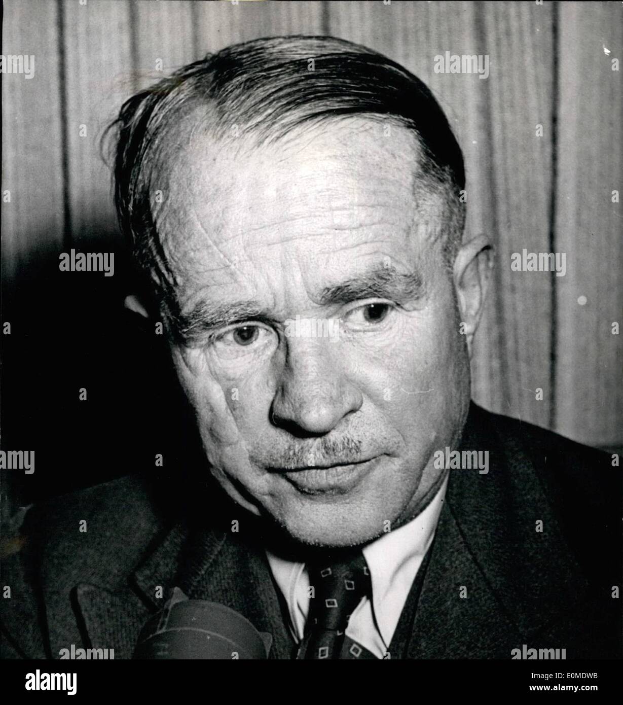Jan. 01, 1955 - Life savers on the way to U.S.A.; Otto Bohlan a ...
