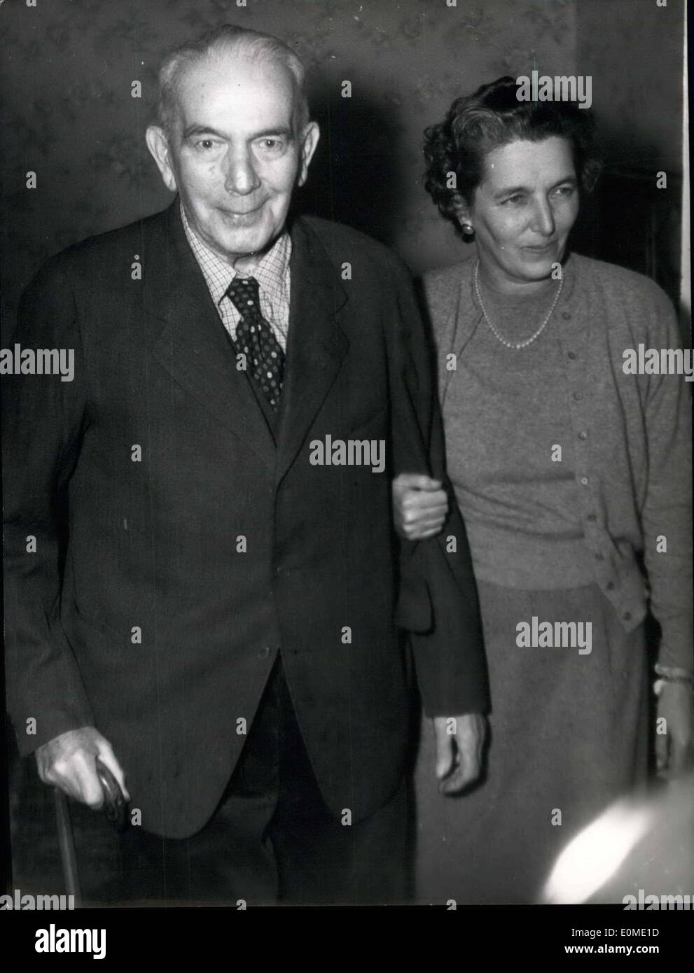 Nov. 06, 1954 - The former Foreign Minister, Konstantin von Neurath, who was sentenced to 15 years in prison at the Nuremberg trials, was released on Sunday from the Spandauer War Criminals Prison. Our picture shows the sickly von Neurath with his daughter Winifried von Mackensen after his release. Stock Photo