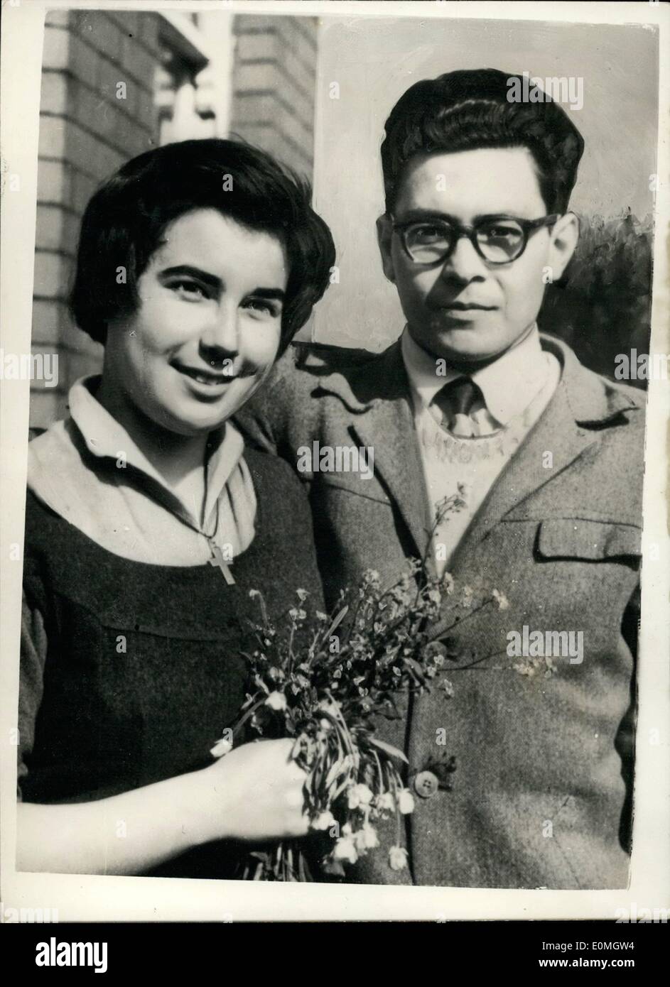 May 05, 1955 - Diplomats daughter Elopes to Gretna Green...Her Father is Brazilian Vice Cousul in Paris: Nineteen year old Lilliana Penna - daughter of Brazil's Vice-Consul in Paris eloped to Gretna Green with twenty two year old Reginaldo Carvalho - the music composer son of a Brazilian manufacture in Marseilles... She told her father that she was going for a swim - instead of which she and her sweetheart traveled to Gretna Green - and they hope to marry thereon June 16th Stock Photo
