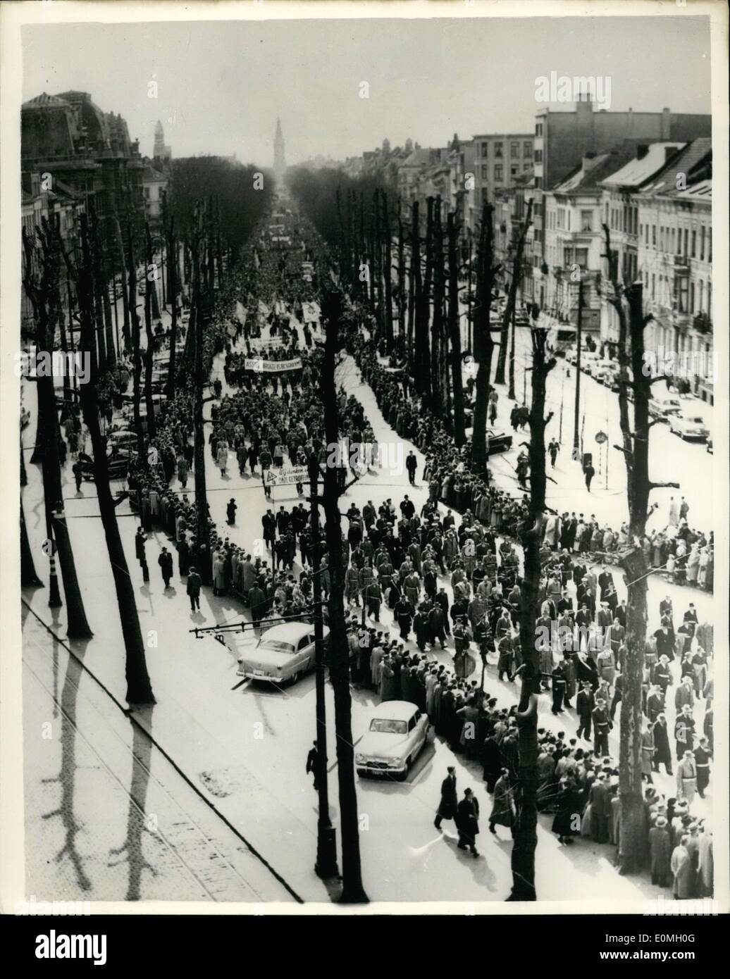 Apr. 04, 1955 - Catholics March In Antwerp Parade Ends Two Weeks Easter Truce: More than 20,000 Catholics marched through the streets of Antwerp, Belgium,, yesterday in Protest against the Socialist - liberal Government's reform bill. This mass demonstration ended the two weeks truce over Easter - in situation which erupted into riots in Brussels on March 26th. and in which 90 people were injure and 1,500 arrested.Photo Shows General view during the mass demonstration through the streets of Antwerp. Stock Photo