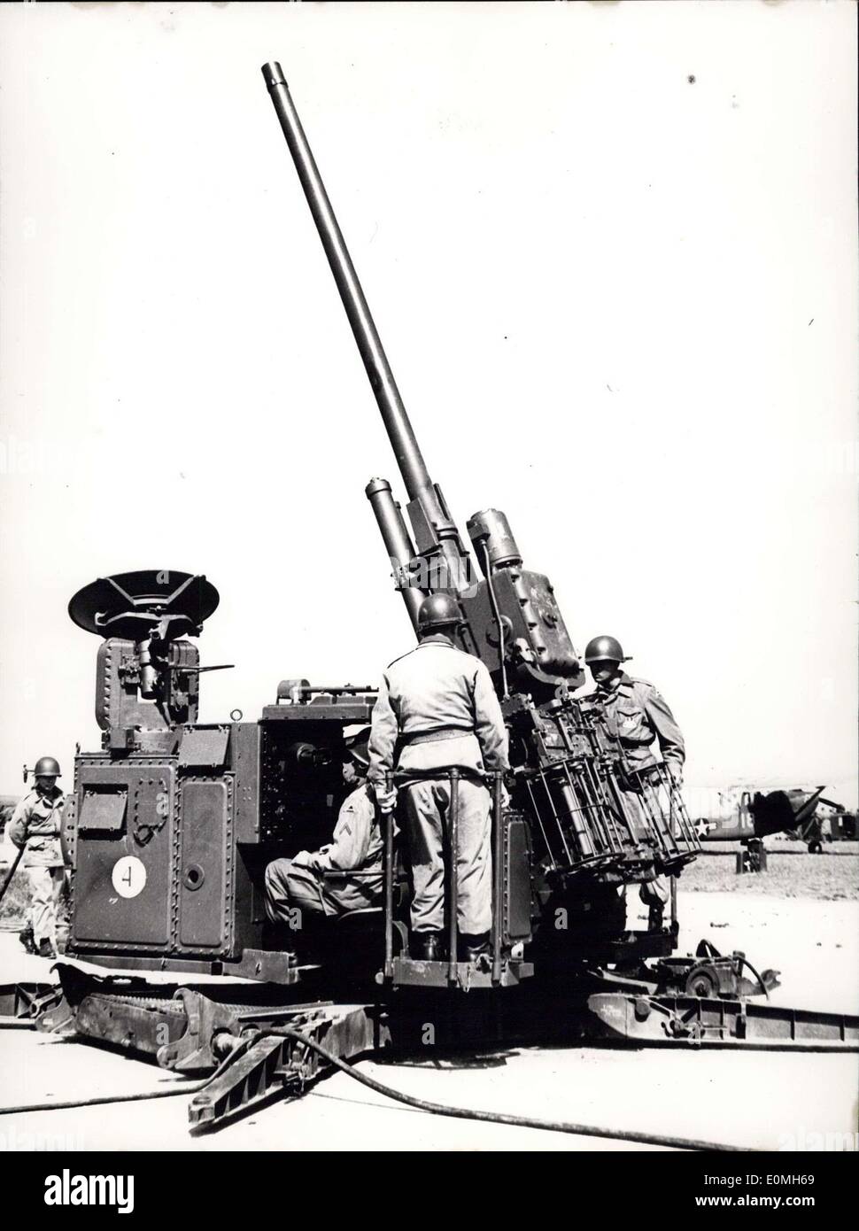 May 06, 1955 An new radar antiaircraft gun of USArmy ws presented at the NATOtrainingarea