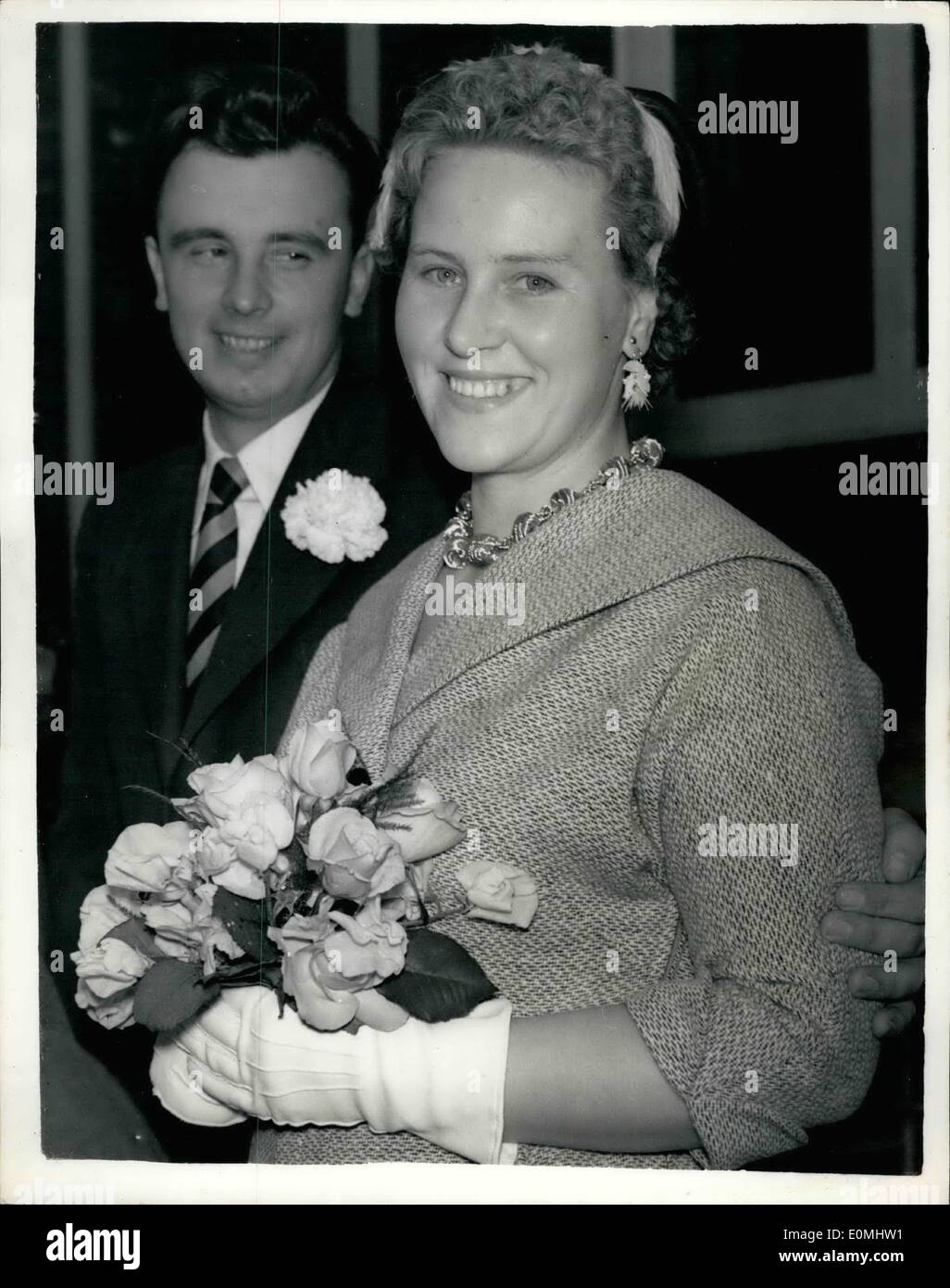 Aug. 08, 1955 - Mrs. Sispera Marries her Sudeten- German fiance at Kensington register office. A legal objection against Mrs Sispera marrrying her Sudoton- German Fiance Jaromir Chudy on the grounds that her Czech divorce was invalid in the West has been overhauled by the Register- General. They were married today at Kensington Registrar Office. Mrs Sispera was released from Czech Slovokia last month . Phot shows Mrs. Sispera and Jaromir Chudy after the wedding today. Stock Photo