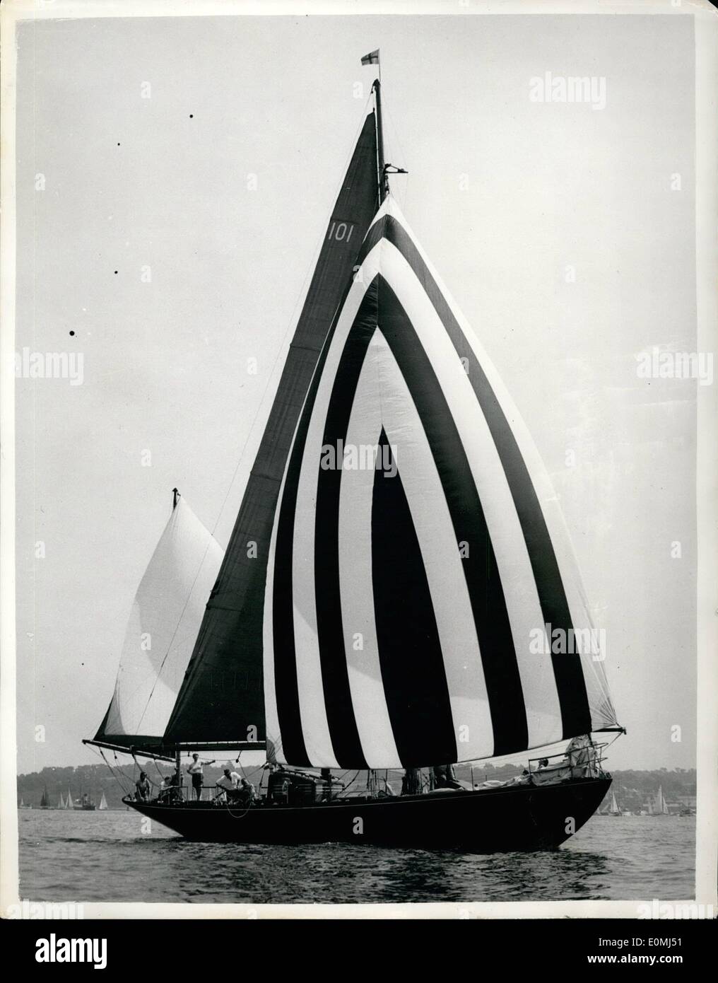Aug. 08, 1955 - Stripes Are Chic - At Sea...''Bloodhound'' Shoes Her Paces: Most fashionable spot in Britain at the moment is Cowes at the opening of the famous Yachting week. The most fashionable craft to be seen there us this yacht ''Bloodhound'' owned by Mr. W. Wyatt - which is claimed to be easy winner of the 'fashion stakes' Stock Photo