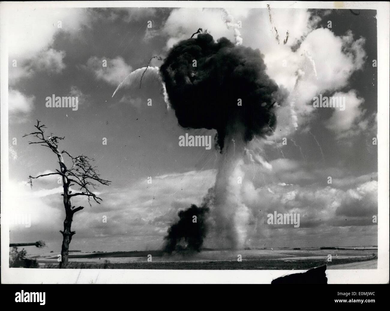 Sep. 09, 1955 - ''Atomic Explosion'' During Army Exercise: A simulated atomic explosion today took place on Salisbury Plain during the three-day exercise ''Ethan Down'', for the 43 (Wessex) Infantry Division (TA). The aim of the exercise is to practice 43 Division, under conditions of nuclear warfare in the occupation of a defensive position and in withdrawal to another defensive position. Photo shows The scene on Salisbury Plain today - during the simulated atomic explosion. Stock Photo