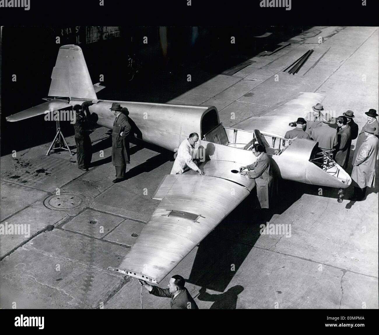 2 seater plane hires stock photography and images Alamy
