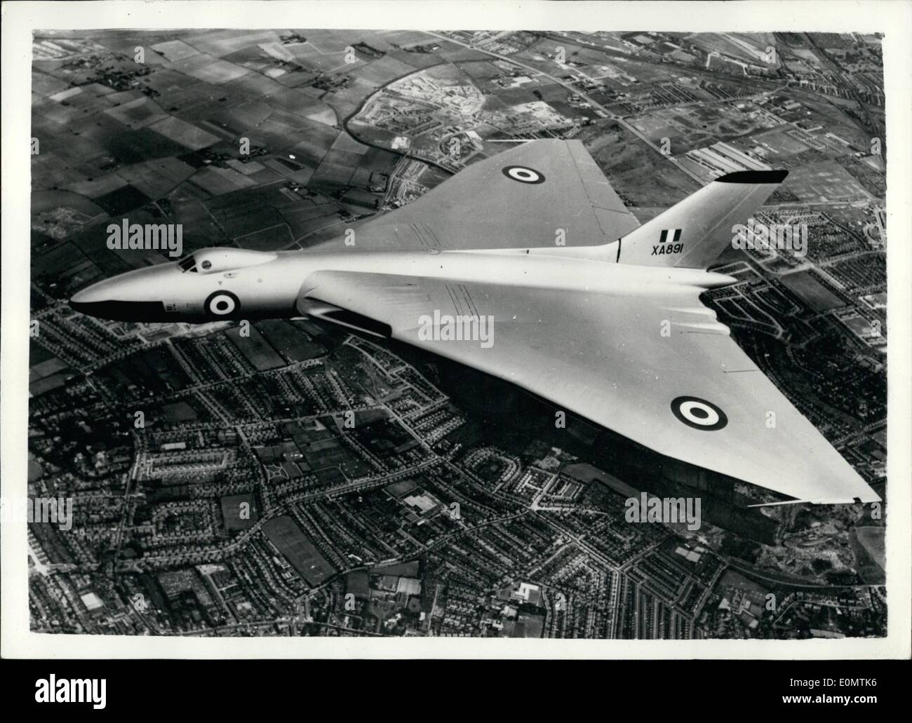 Sep. 05, 1956 - New picture of the delta wing Vulcan Bomber now to Service with the R.A.F.:         revolutionary  eloped military aircraft at the   Flying Display - is the Hawker delta wing Vulcan Bomber- which is now in service with the R.A.F. Poweral by four world altitude records  jet  the Vulcan was designed to most an   calling for 'he best conceivals attainment in speed altitude, range and loag carrying capacity Stock Photo