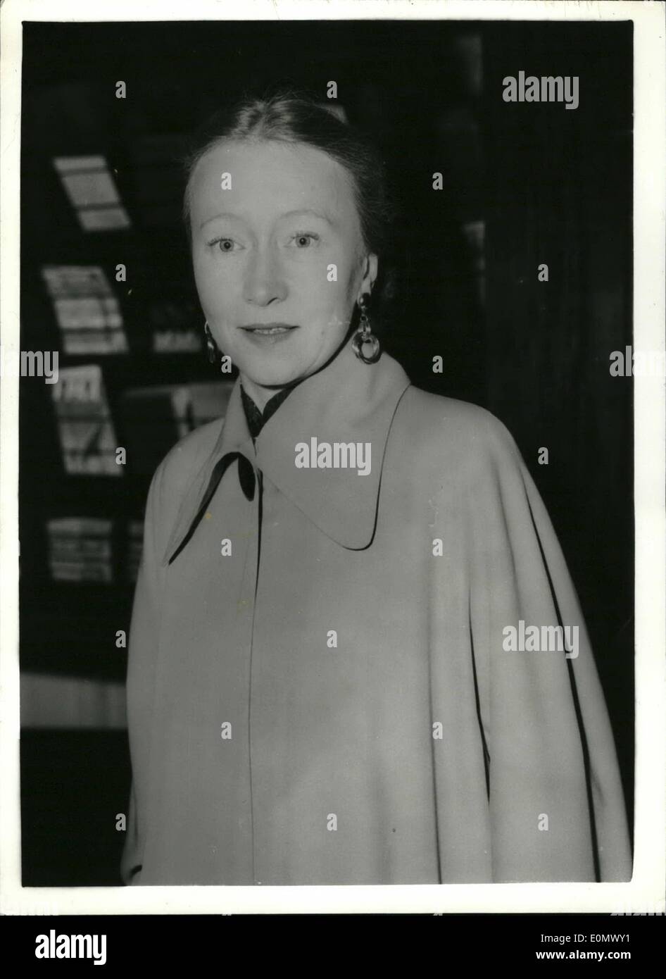 Oct. 04, 1956 - 4-10-56 Ulanova leaves for Covent Garden. Keystone Photo Shows: The famous Russian ballerina, Galina Ulanova, seen leaving her hotel this evening for the Royal Opera House, Covent Garden, to watch this evening's performance by the Bolshoi Theatre Ballet of Romeo and Juliet . Ulanova was not dancing in this evening's performance. Stock Photo