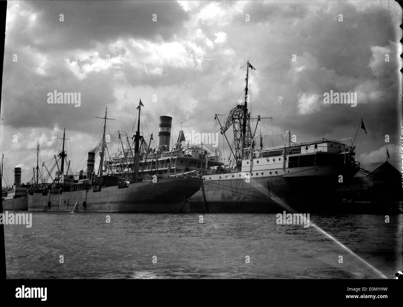 Portuguese ships hires stock photography and images Alamy