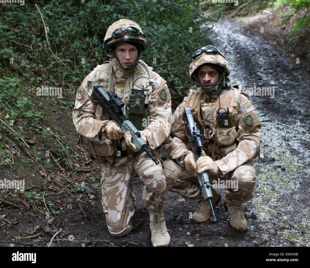 British army soldier uniform hi-res stock photography and images 