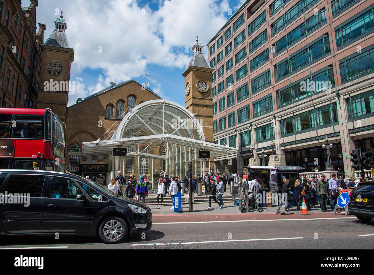 Liverpool Street Station, Bishopsgate, City of London, UK Stock Photo