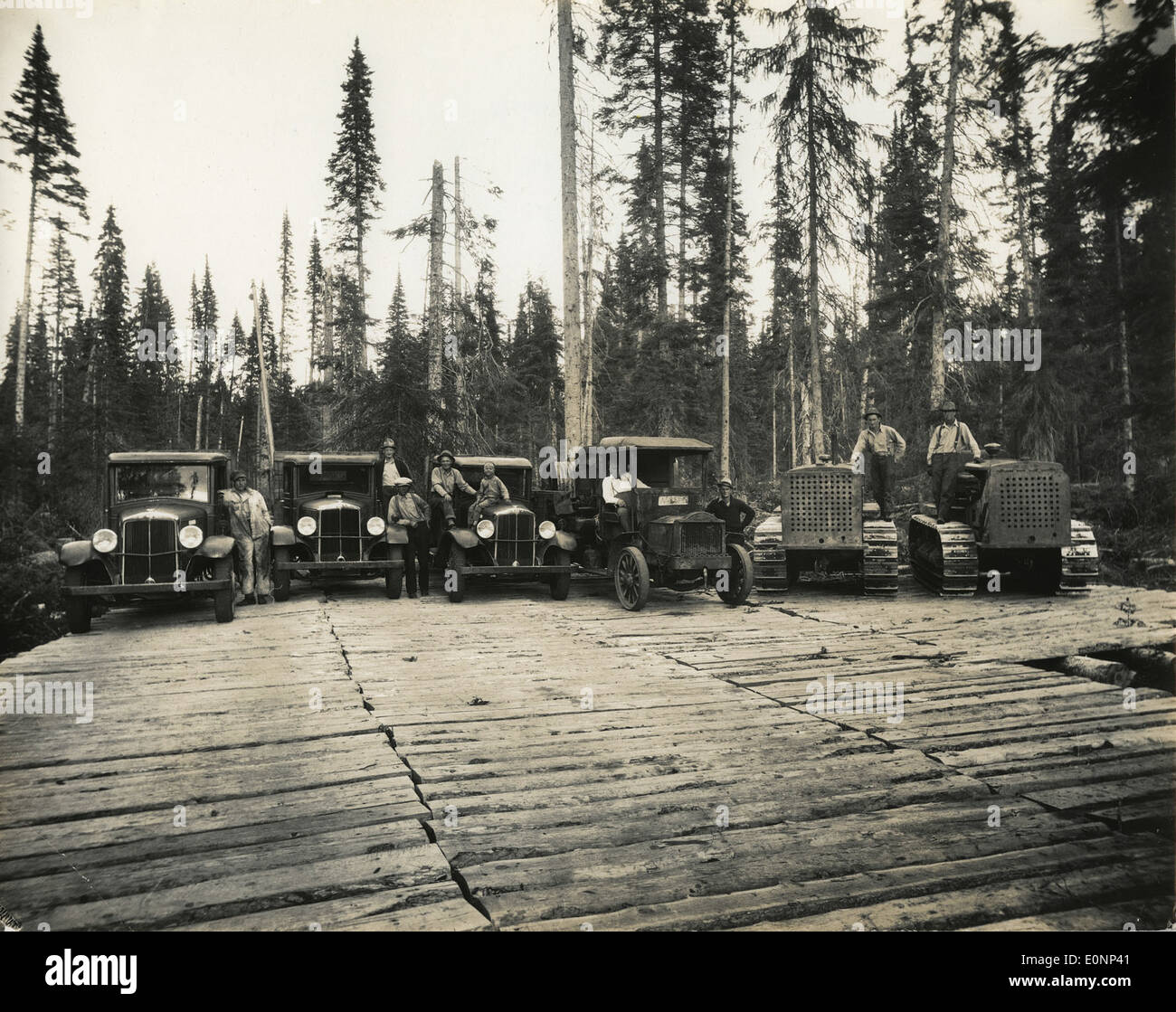 Cars and tractors hires stock photography and images Alamy